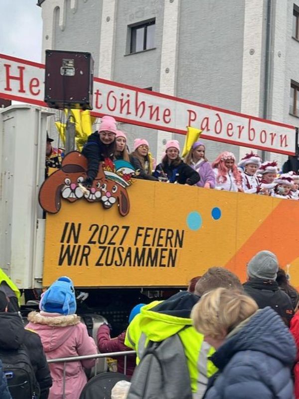Karnevalsparade in der Paderborner Innenstadt